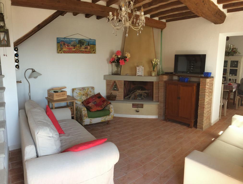 La Casina Delle Rondini Guest House Corsanico-Bargecchia Ngoại thất bức ảnh
