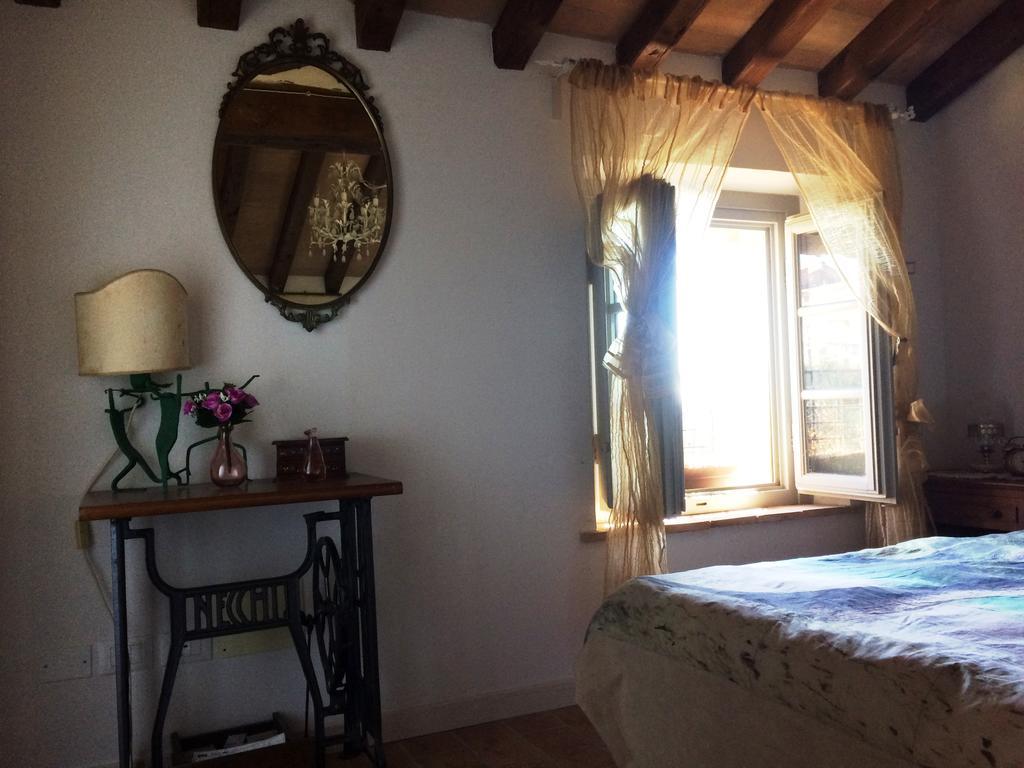 La Casina Delle Rondini Guest House Corsanico-Bargecchia Ngoại thất bức ảnh
